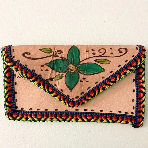 Leather Floral Wallet Mexico Snap Close 3 Pocket Color Trim Boho Hippie Nature - Picture 1 of 8